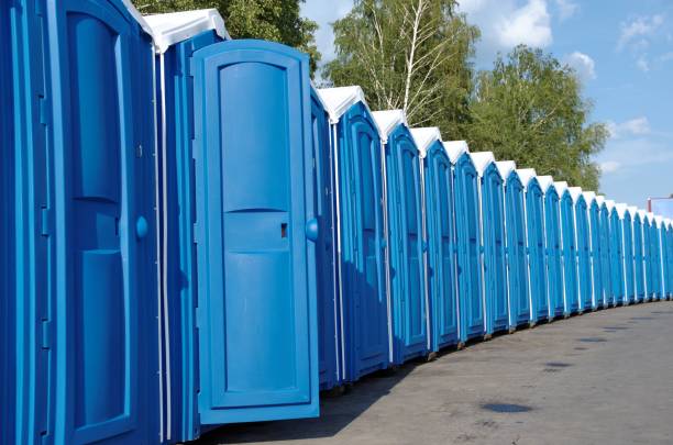 Best Porta potty delivery and setup  in Beeville, TX